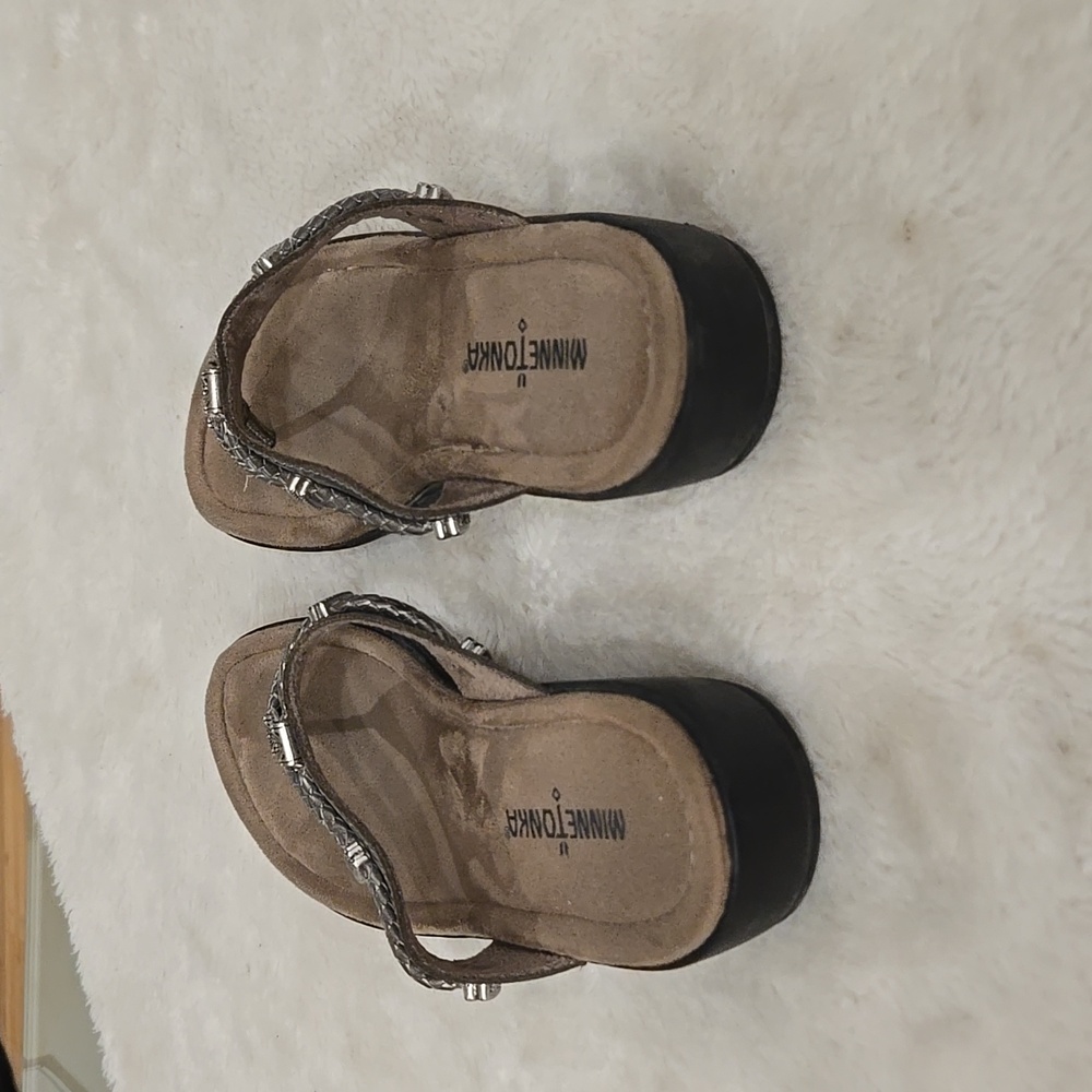 Minnetonka Women's Silver Sandals - Picture 3 of 10